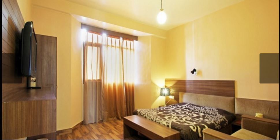 Oyo 8917 Hotel Crystal Palace Shimla Dış mekan fotoğraf