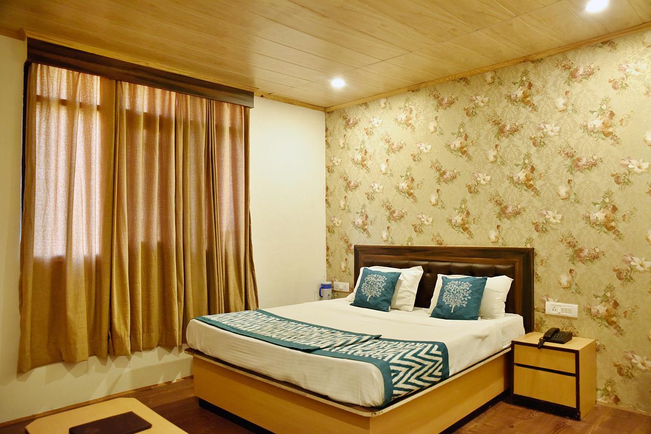 Oyo 8917 Hotel Crystal Palace Shimla Dış mekan fotoğraf
