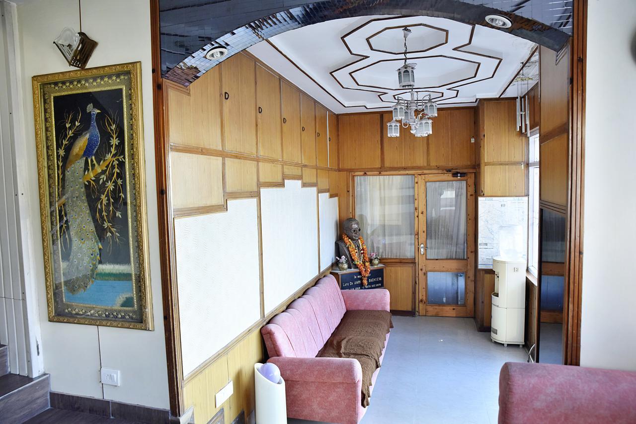 Oyo 8917 Hotel Crystal Palace Shimla Dış mekan fotoğraf