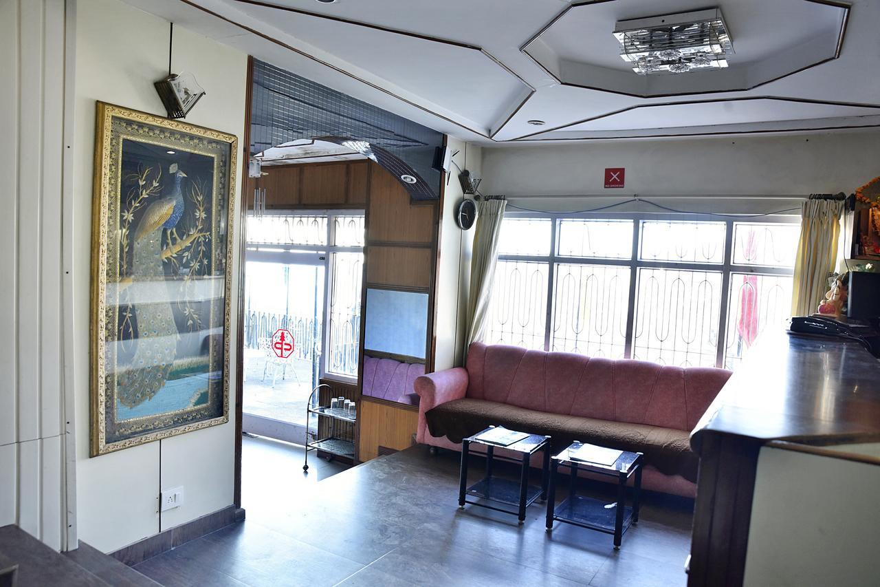 Oyo 8917 Hotel Crystal Palace Shimla Dış mekan fotoğraf