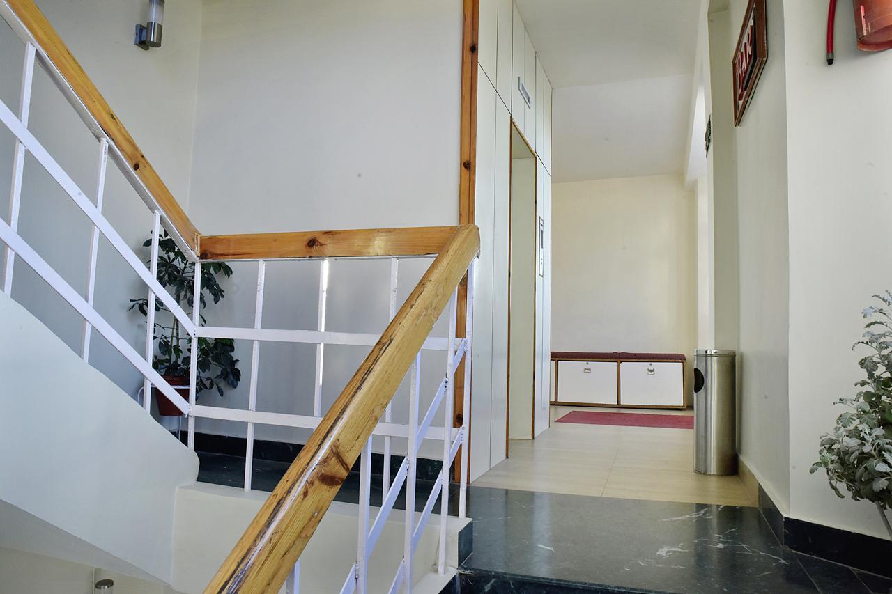 Oyo 8917 Hotel Crystal Palace Shimla Dış mekan fotoğraf